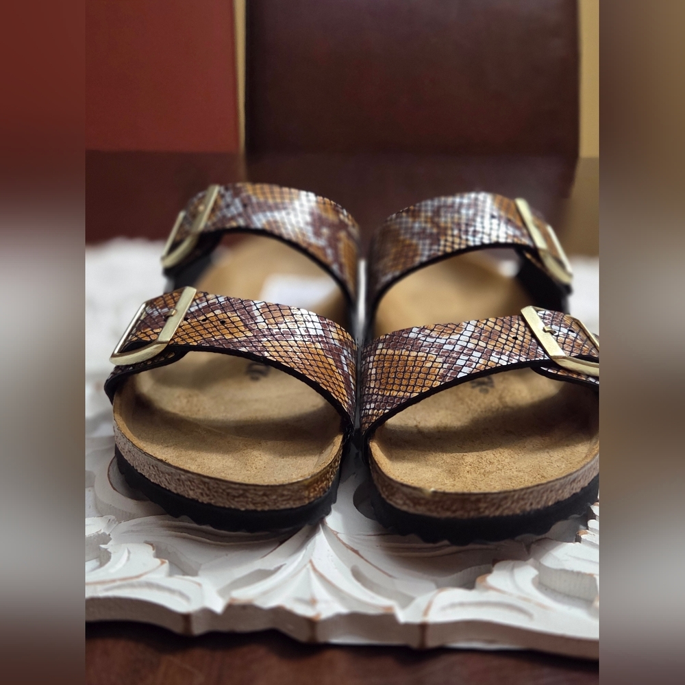 Authentic Birkenstock Womens Slide Size 8 - Picture 3 of 10